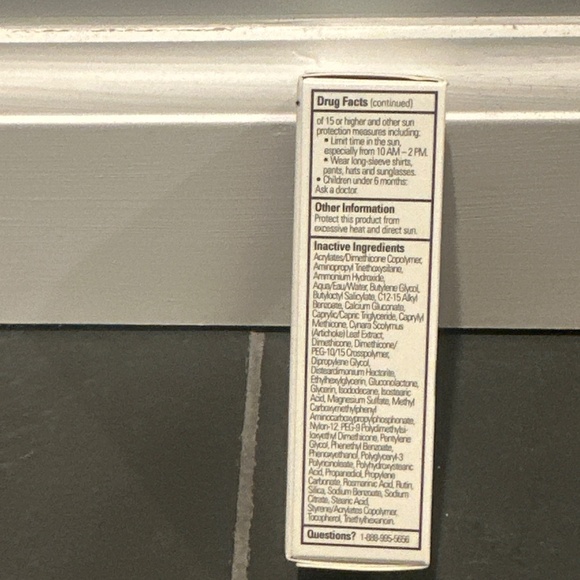 Rodan + Fields - Picture 4 of 5